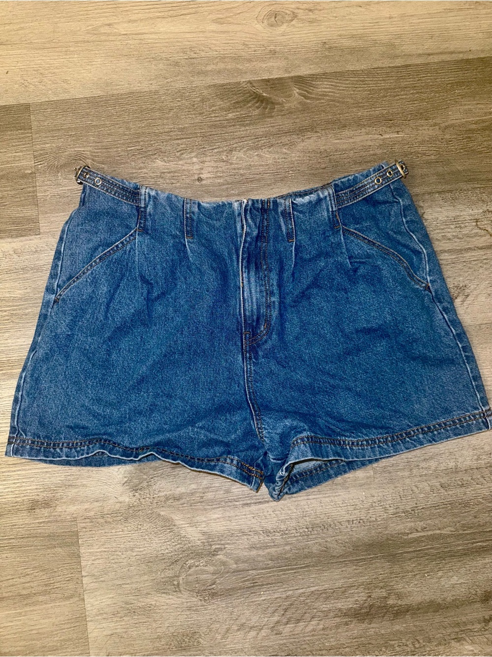 Fashion Nova High-Waist Dark Blue Denim Shorts